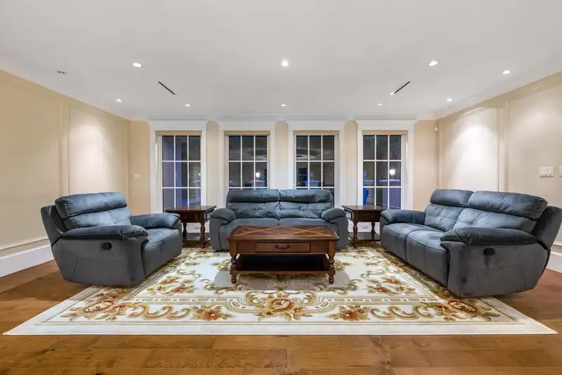 2923 WOODCREST PLACE - photo 4 of 40