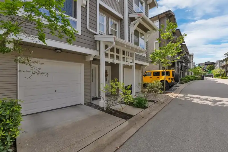 90 2729 158 STREET - photo 2 of 38