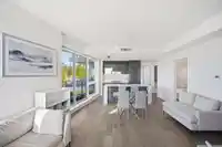 602 1500 MARTIN STREET - thumbnail 11