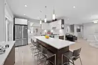 80 15677 28 AVENUE - thumbnail 8