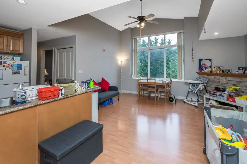 207 2828 152 STREET - photo 2 of 17