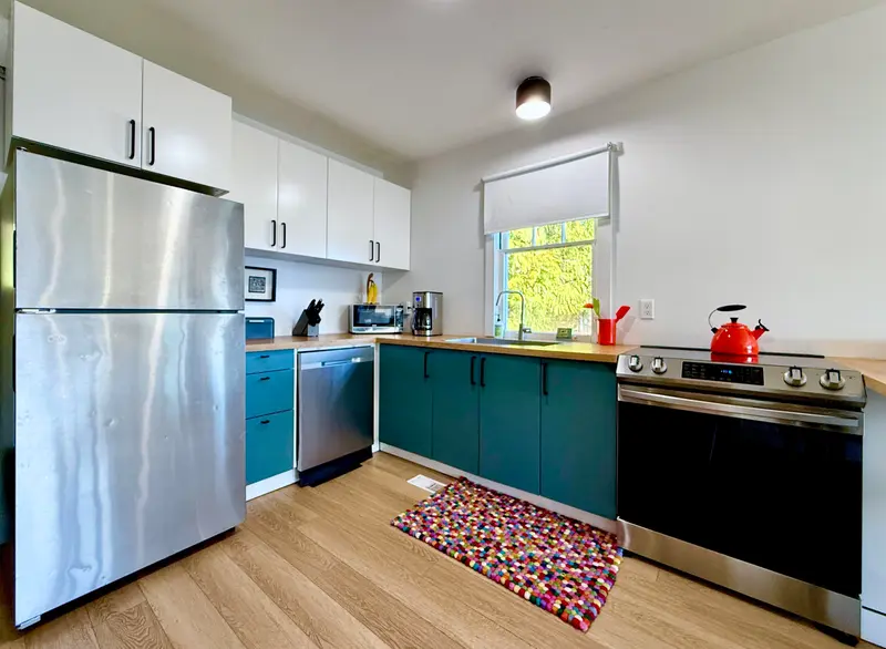 609 GLEN ROAD - photo 4 of 24