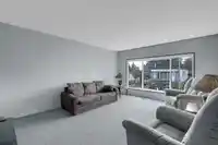 43 15875 20 AVENUE - thumbnail 3
