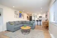 202 1381 MARTIN STREET - thumbnail 2