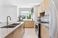 32 2427 164 STREET - thumbnail 19