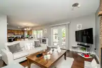 14880 17 AVENUE - thumbnail 9