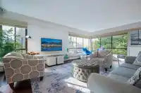 202 1319 MARTIN STREET - thumbnail 1