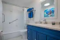 202 1319 MARTIN STREET - thumbnail 23