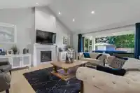 1526 129A STREET - thumbnail 5