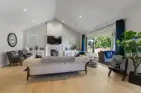 1526 129A STREET - thumbnail 6