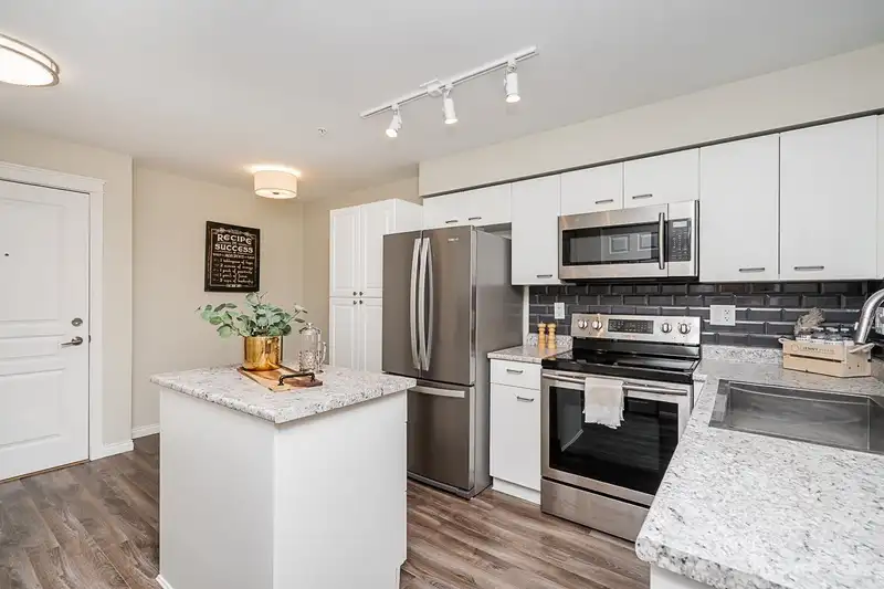 307 15210 PACIFIC AVENUE - photo 1 of 25