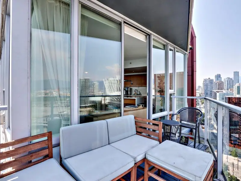 2701 8 SMITHE MEWS - photo 4 of 25