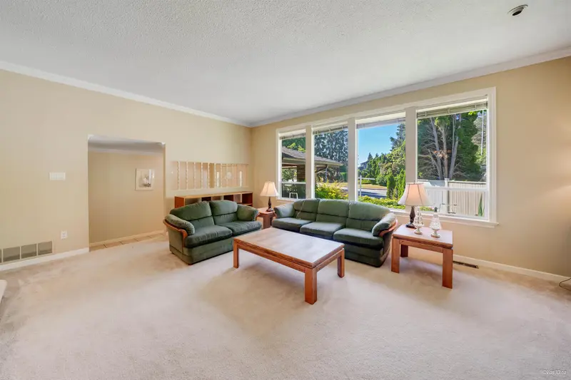 7720 WATERTON DRIVE - photo 4 of 25