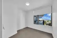 1107 1588 JOHNSTON ROAD - thumbnail 13