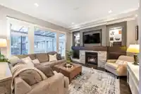 308 171 STREET - thumbnail 3