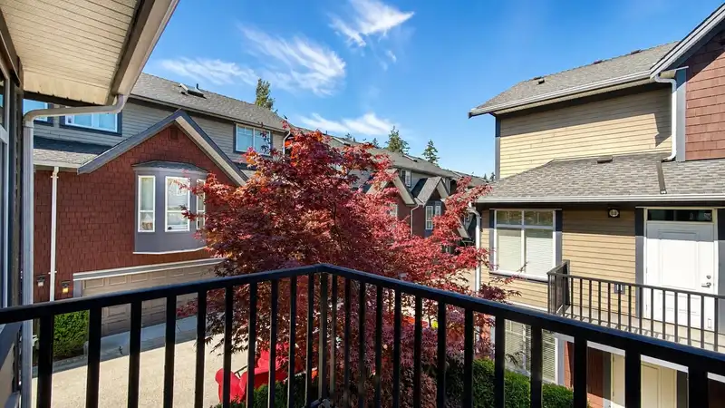 10 15977 26 AVENUE - photo 4 of 25