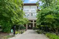 122 15918 26 AVENUE - thumbnail 1