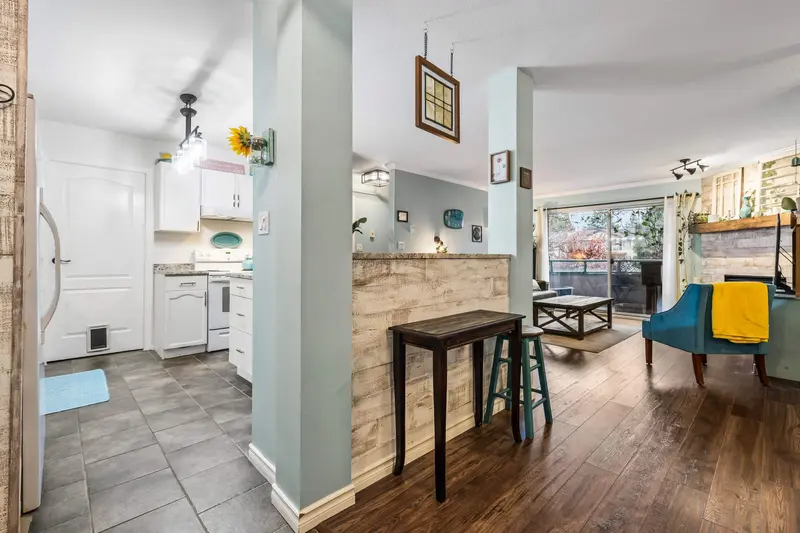 120 33175 OLD YALE ROAD - photo 3 of 25