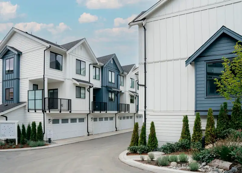 137 1833 165A STREET - photo 1 of 12