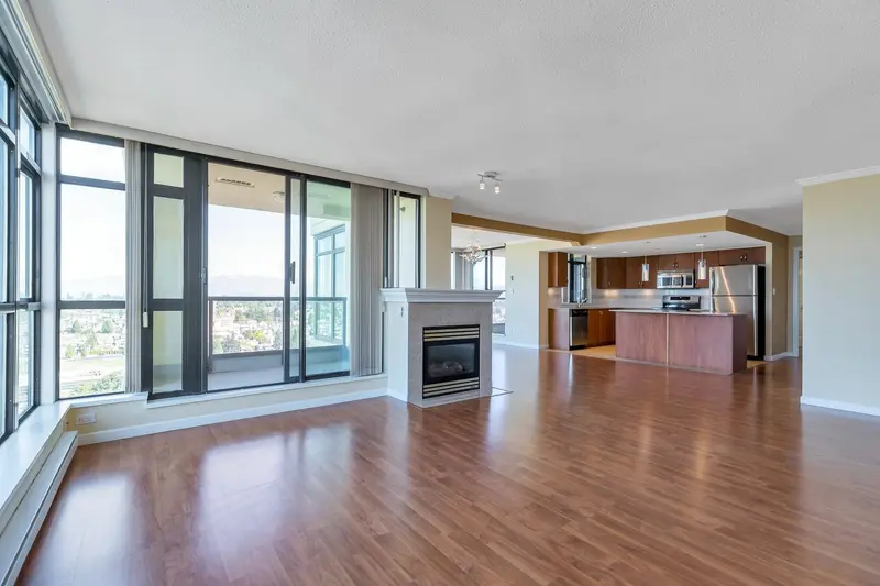 1903 615 HAMILTON STREET - photo 2 of 25