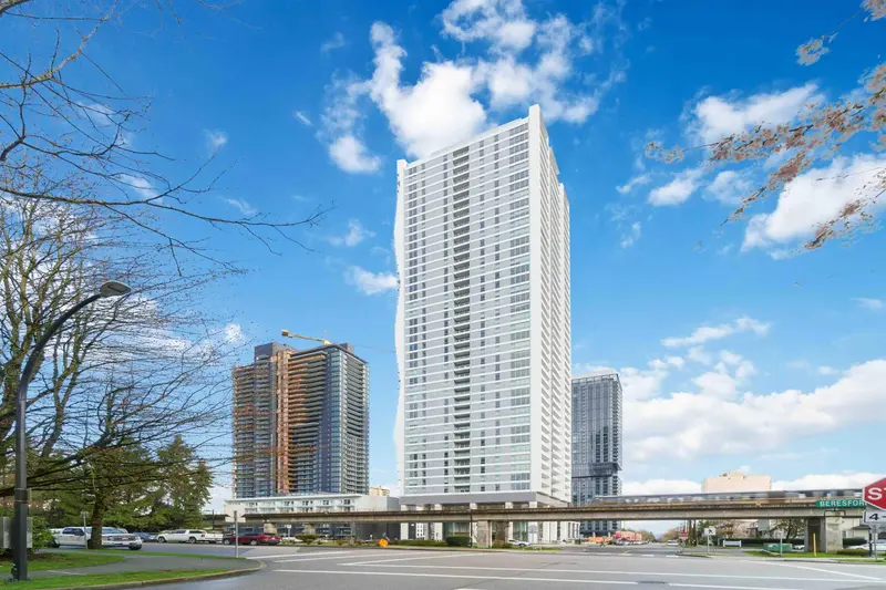 2505 6087 WILSON AVENUE - photo 2 of 24