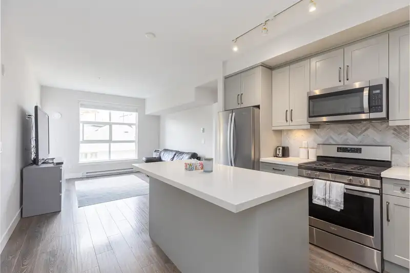 303 14605 MCDOUGALL DRIVE - photo 3 of 24