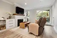 104 15213 PACIFIC AVENUE - thumbnail 5