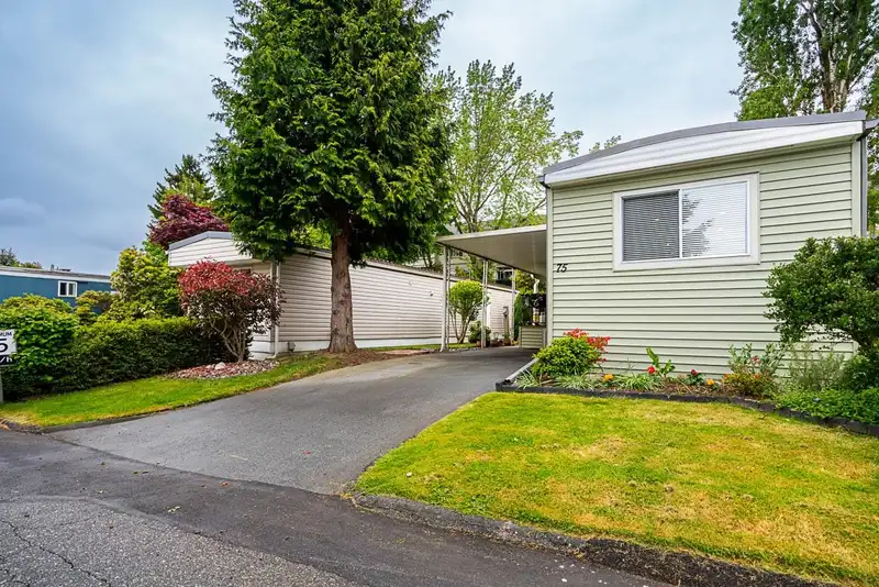 75 1840 160 STREET - photo 3 of 30