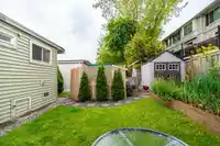 75 1840 160 STREET - thumbnail 29