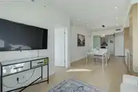 406 1342 JOHNSTON ROAD - thumbnail 15