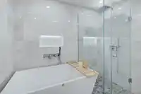 406 1342 JOHNSTON ROAD - thumbnail 25