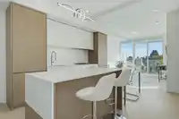 406 1342 JOHNSTON ROAD - thumbnail 5