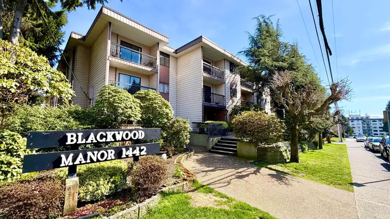 304 1442 BLACKWOOD STREET - photo 1 of 8
