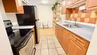 304 1442 BLACKWOOD STREET - thumbnail 2