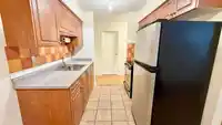 304 1442 BLACKWOOD STREET - thumbnail 3