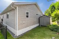 182 1840 160 STREET - thumbnail 31
