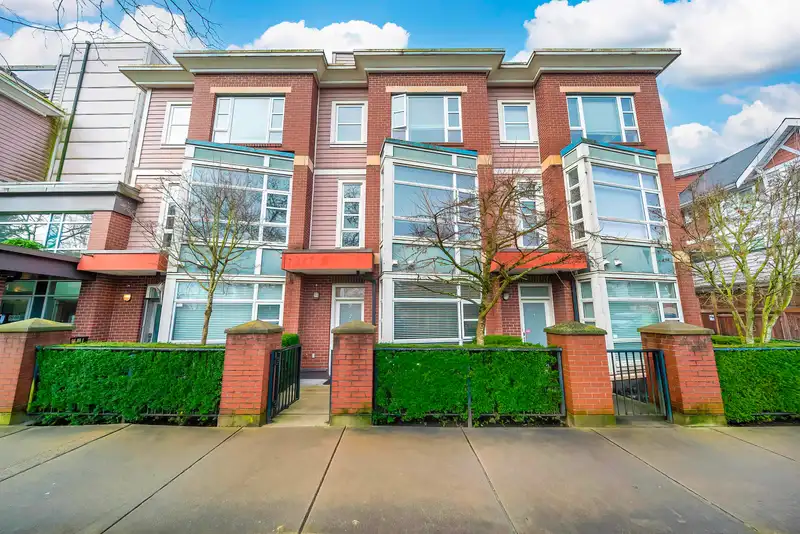 2 6611 ECKERSLEY ROAD - photo 2 of 25