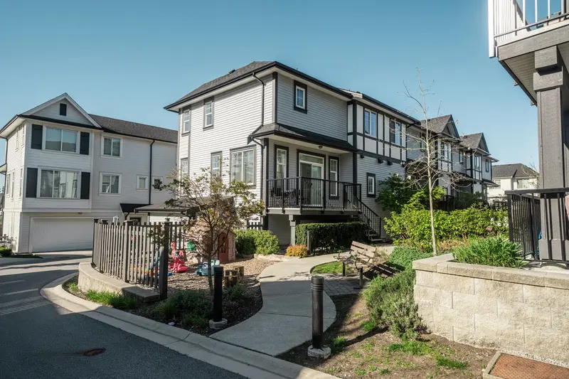 37 11272 240 STREET - photo 1 of 21