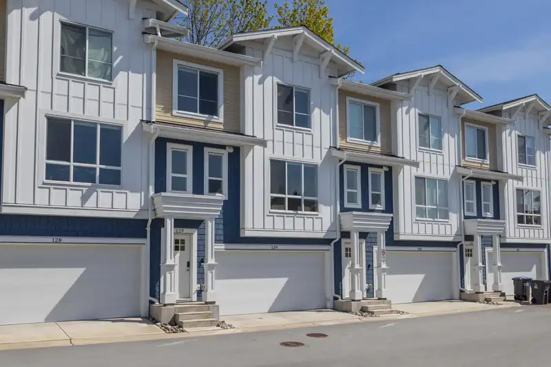 129 16561 17A AVENUE - photo 1 of 40