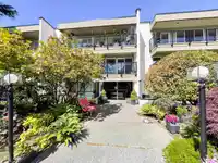205 1351 MARTIN STREET - thumbnail 1