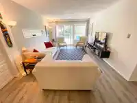 205 1351 MARTIN STREET - thumbnail 10