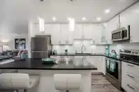 301 820 HABGOOD STREET - thumbnail 8