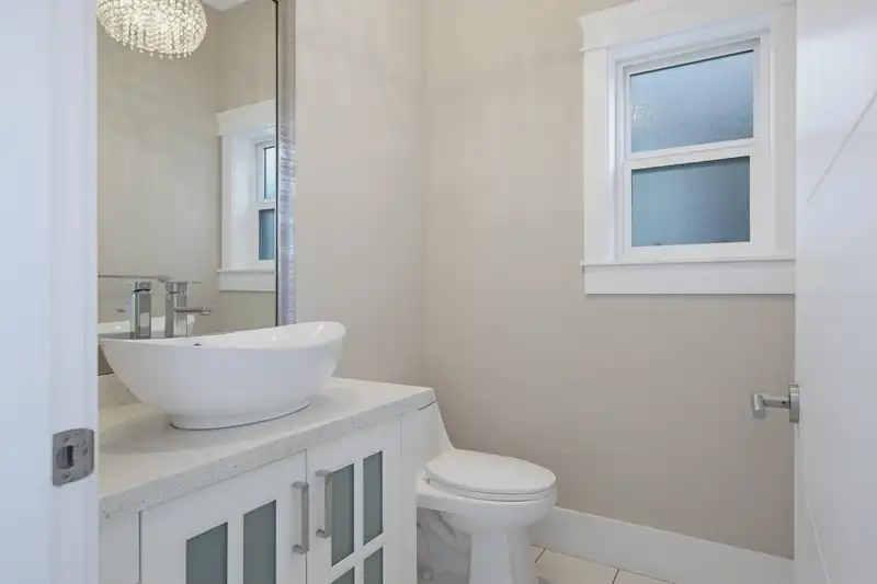 3 1426 FINLAY STREET - photo 4 of 25