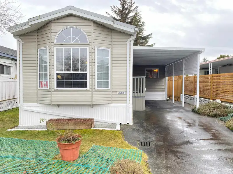 2054 CUMBRIA DRIVE - photo 1 of 40