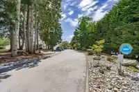 5 12916 17 AVENUE - thumbnail 1