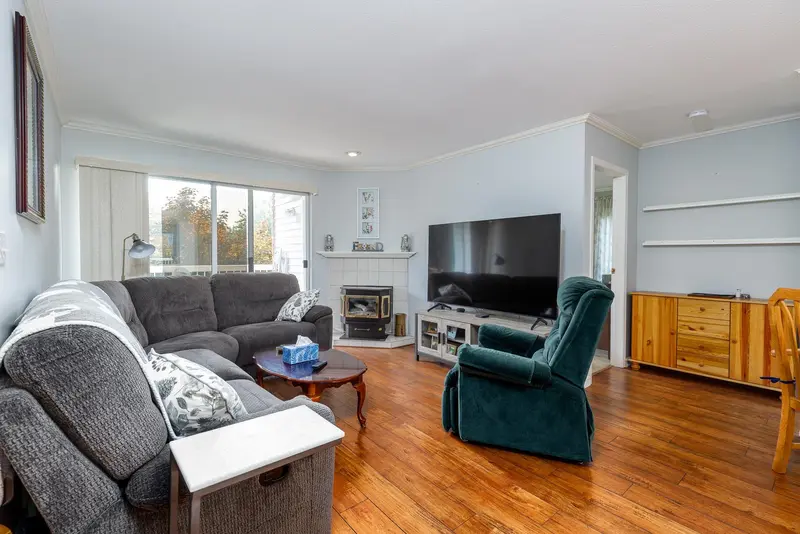 221 5379 205 STREET - photo 4 of 25