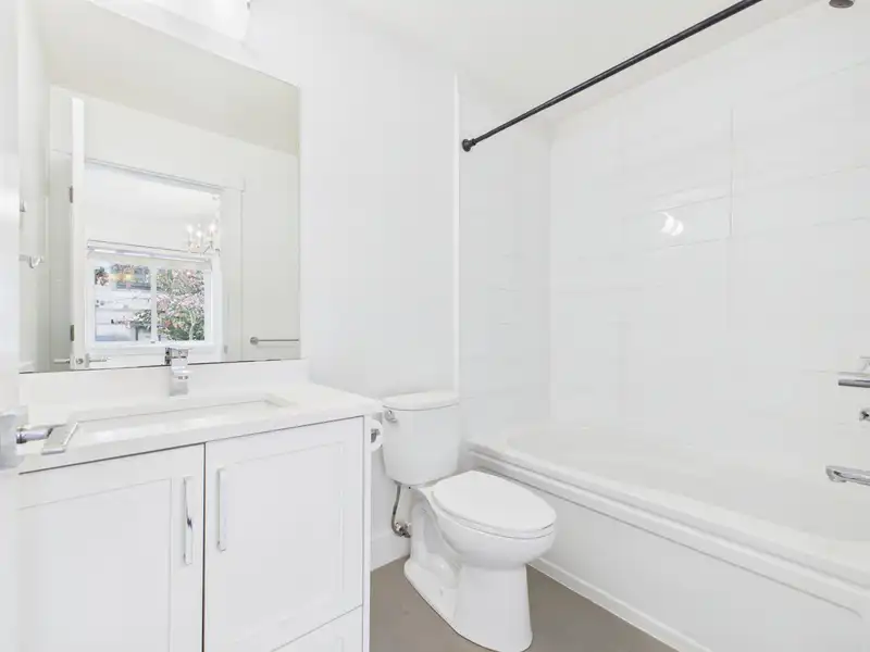 13 16760 25 AVENUE - photo 4 of 25