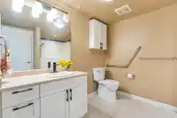 405 2511 KING GEORGE BOULEVARD - thumbnail 14