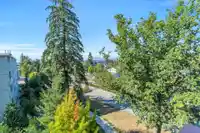 405 2511 KING GEORGE BOULEVARD - thumbnail 24