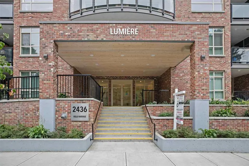 106 2436 KELLY AVENUE - photo 2 of 25